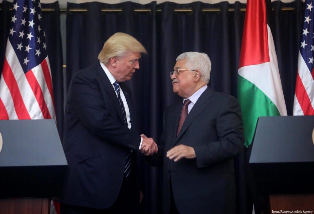لقاء عباس وترامب