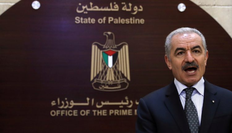 الحكومة الفلسطينية والتطعيم