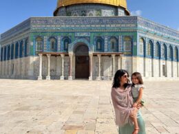 سائحة اسبانية في المسجد الأقصى