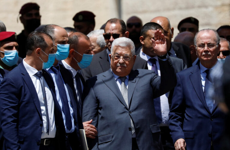المقاومة الناعمة في فلسطين