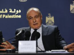 شكري بشارة