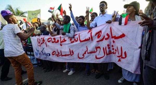 ما يحدث في السودان