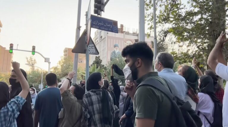 الانترنت في إيران